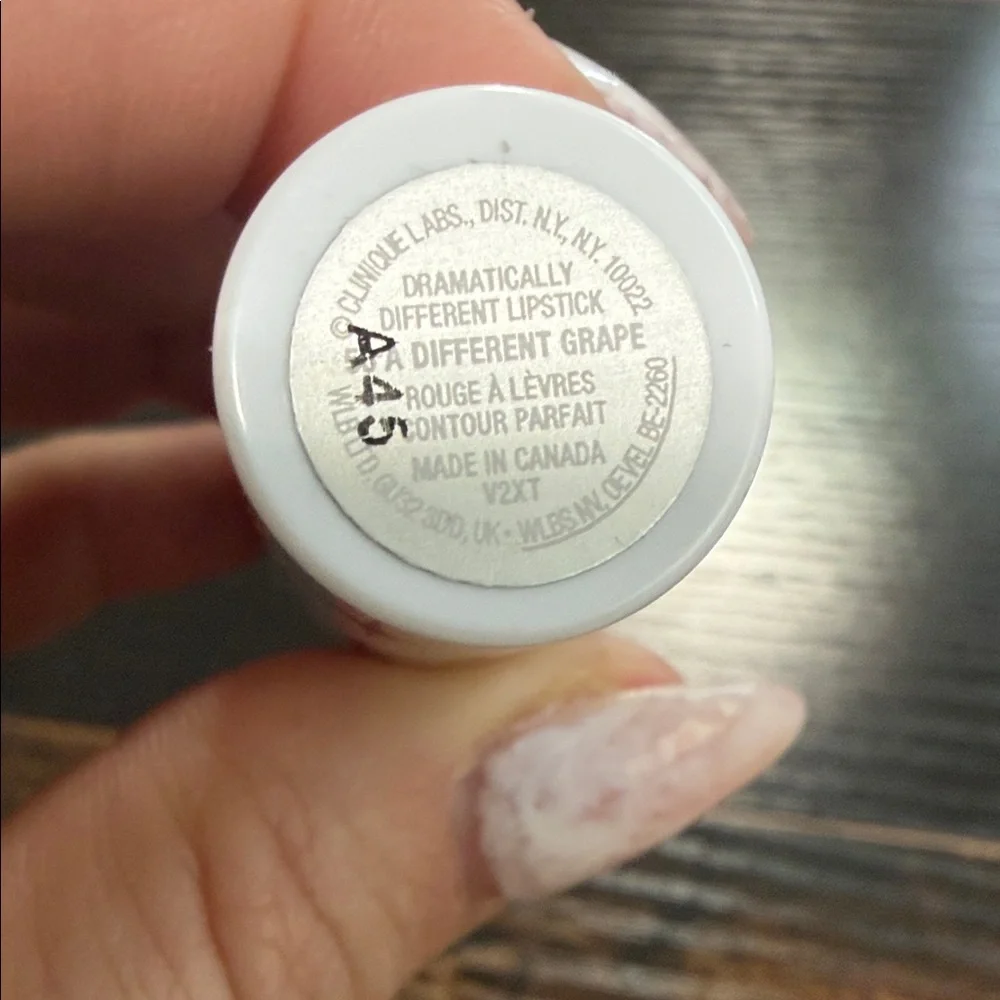 New Clinique Dramatically Different in A Different Grape